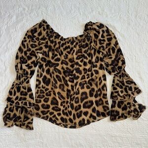 essue Leopard Print Long Sleeve Top Blouse Ruffle Pleated Detailing Size Large